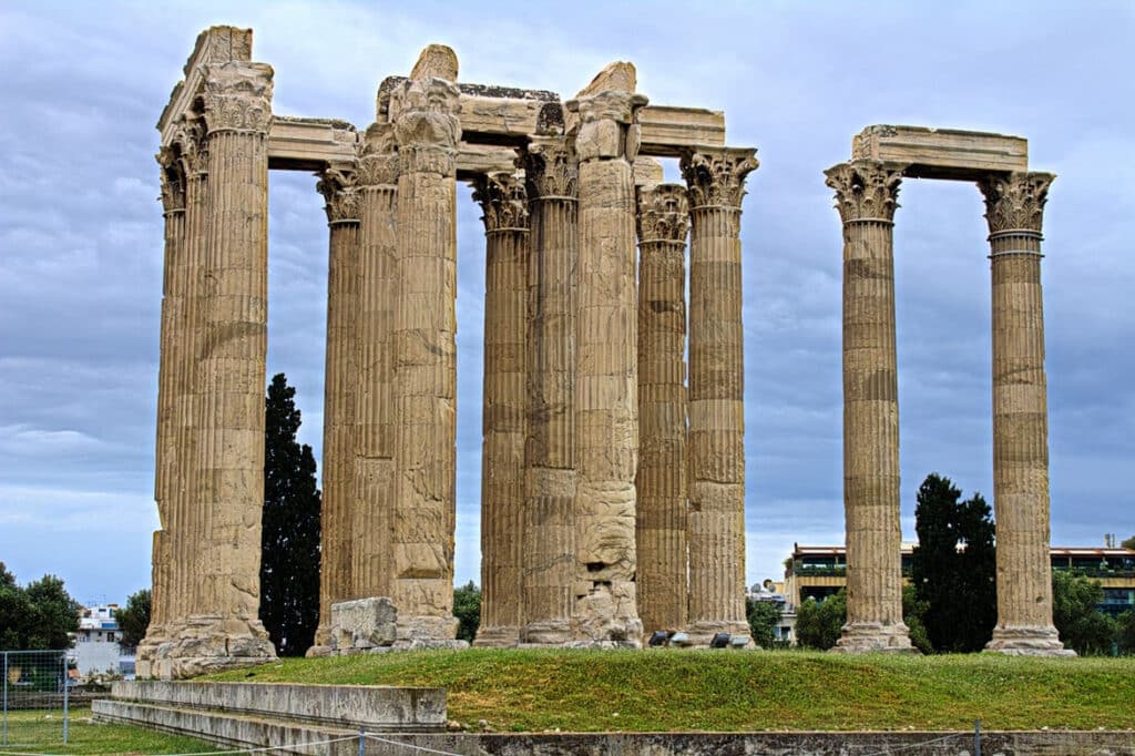 The Temple of Olympian Zeus - Top 10 Best Places to Visit in Athen