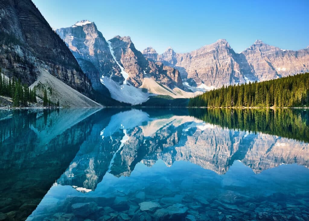 Moraine Lake, Canada - Best Places to Live in Canada
