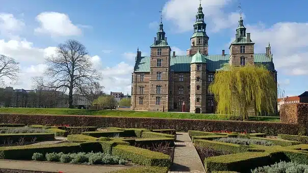 Rosenborg Castle - Best Places to Visit in Copenhagen