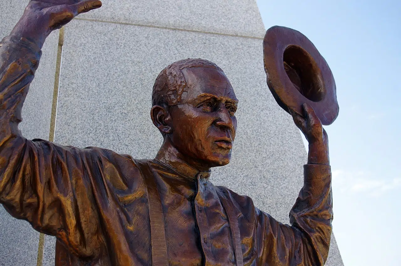 Sculpture John Hope Franklin Reconciliation Park - National Parks in Oklahoma