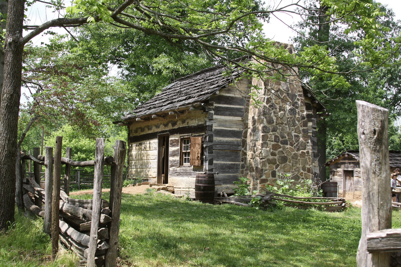 The cabin at the Lincoln Living Historical Farm