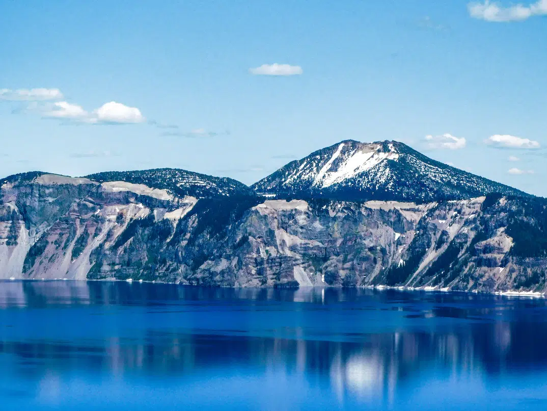 Beautiful Crater Lake - national parks in oregon