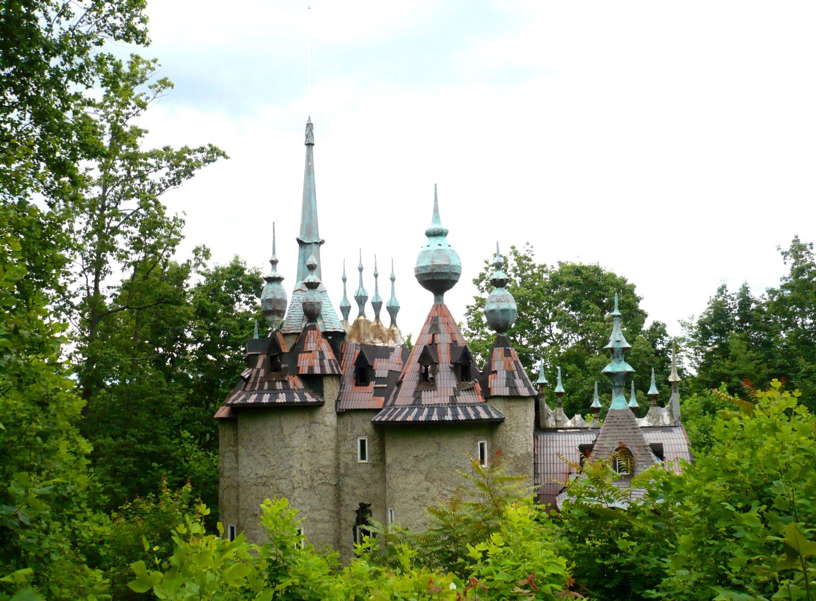 Castle Mont Rouge, United States