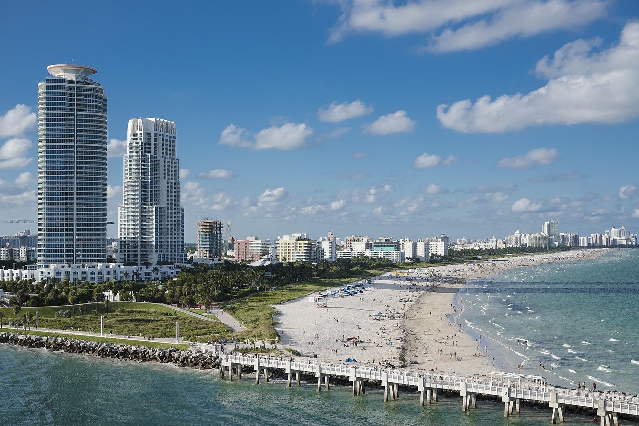 3. Miami, Florida: Sun, Sand, and Stardom 