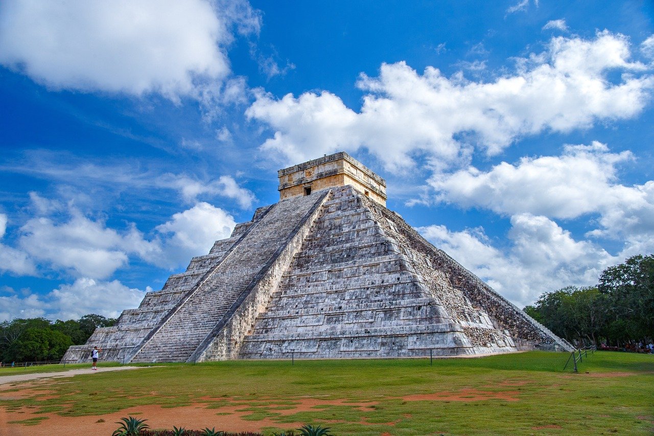 Chichen Itza: Mysteries of the Maya