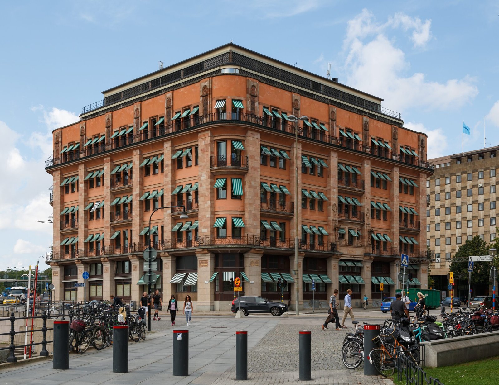 Top 3 Countries With Dirty Conditions&mdash;and 7 That Shine