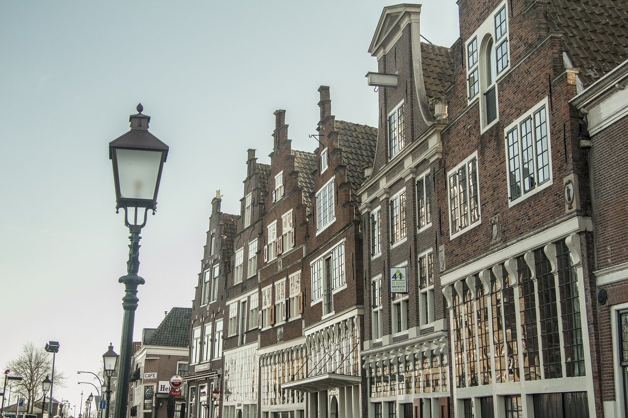 What's Driving the Netherlands to Plan a Tourism Cutback