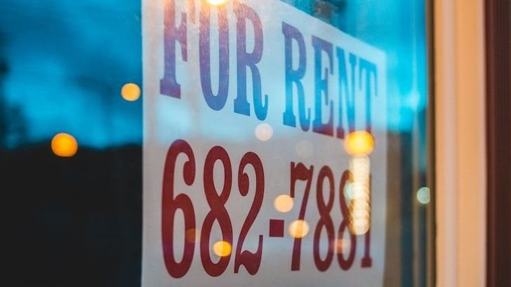 21 Travel Scams Americans Regret Falling For in 2025