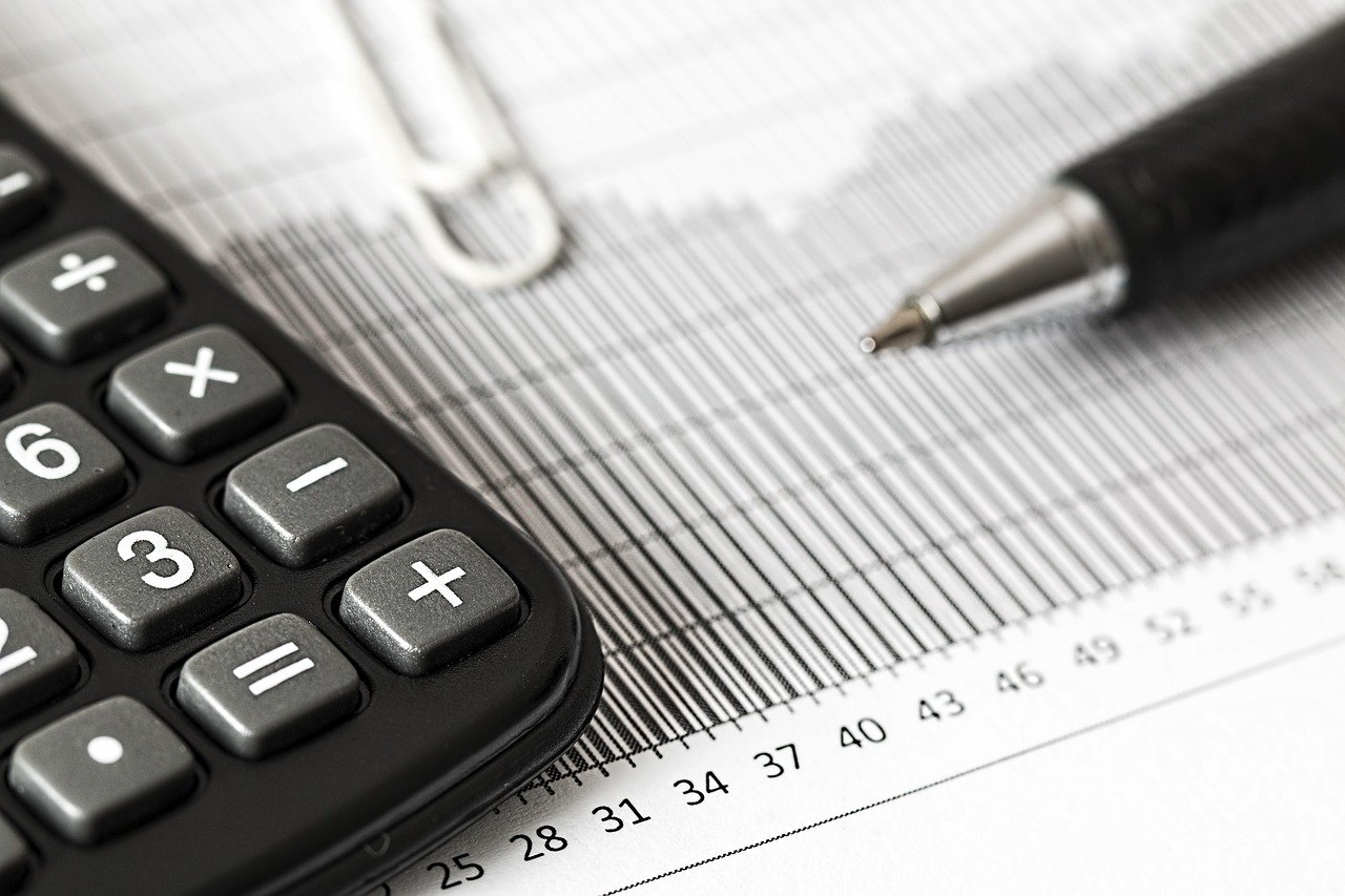 25. Failing to Report Changes in Income for Extra Help Programs (image credits: pixabay)