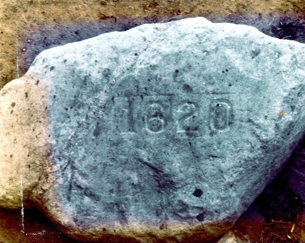 13. Plymouth Rock, Plymouth, MA (Infrogmation, Flickr, CC BY-SA 2.0)