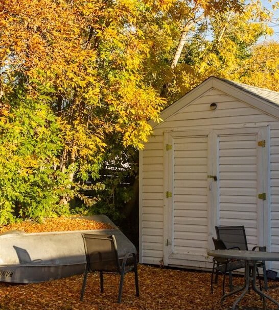 21 Seemingly Harmless Landscaping Choices That Will Trigger an Instant HOA Violation