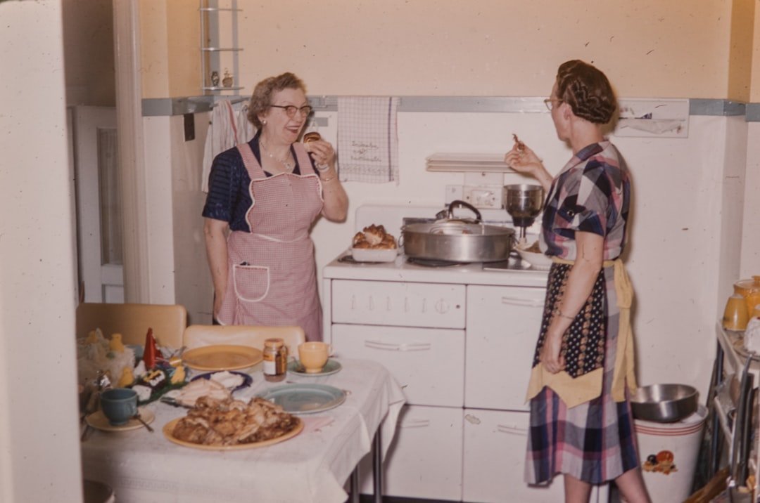 19. Forbidding Guests From Helping in the Kitchen (Image Credits: Unsplash)