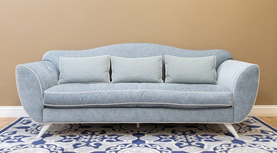 12. An Oversized, Sagging Sofa (Image Credits: Pexels)