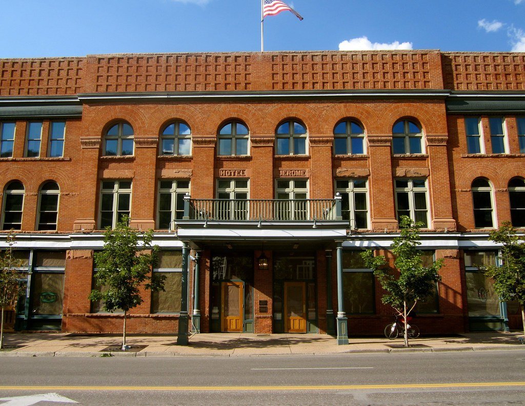 14. Hotel Jerome - Aspen, Colorado (danxoneil, Flickr, CC BY 2.0)