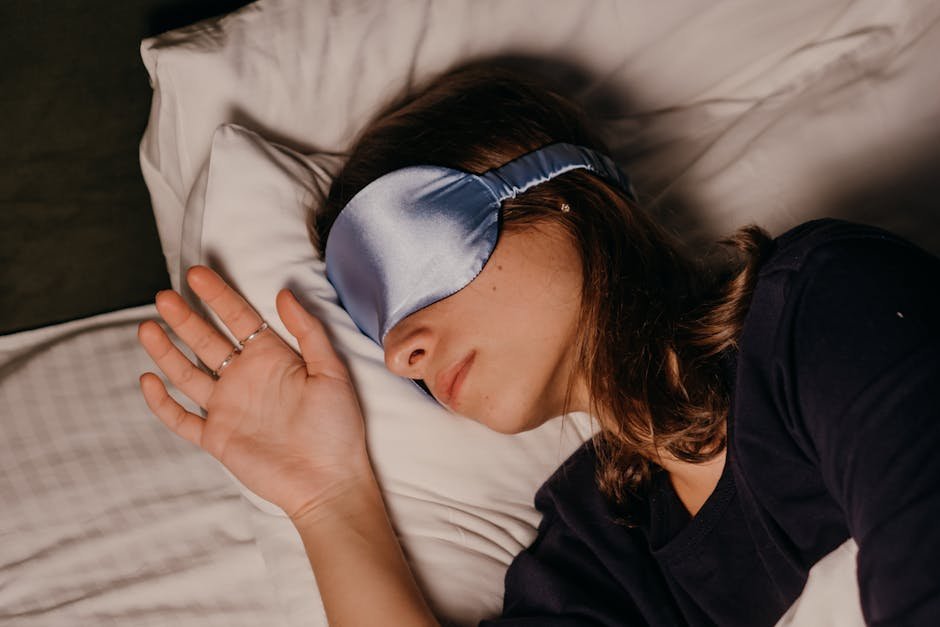 20. Bring a Sleep Mask (Image Credits: Pexels)