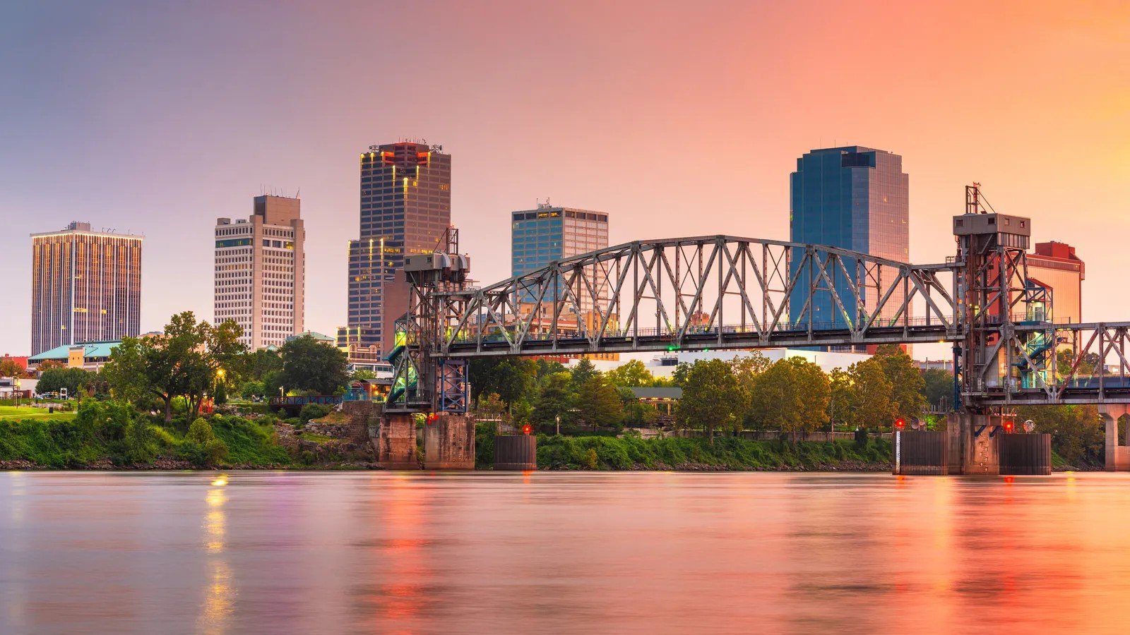 #16 - Little Rock, Arkansas (Image Credits: Shutterstock)