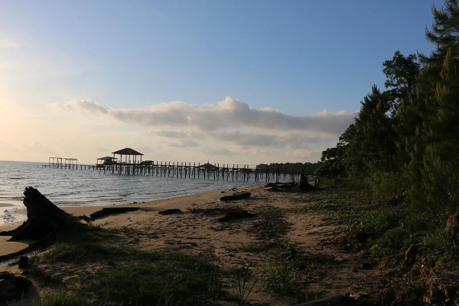 #14 - Fairhope Public Beach, Alabama (Image Credits: Shutterstock)
