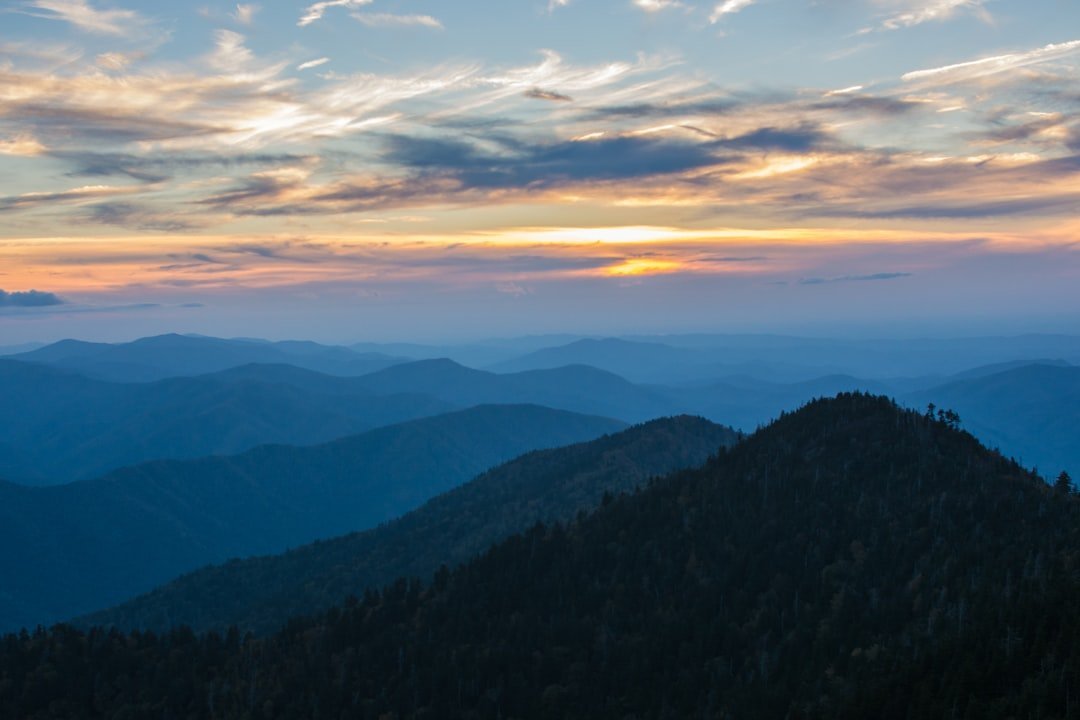 #10 &ndash; Great Smoky Mountains National Park, Tennessee/North Carolina (Image Credits: Unsplash)
