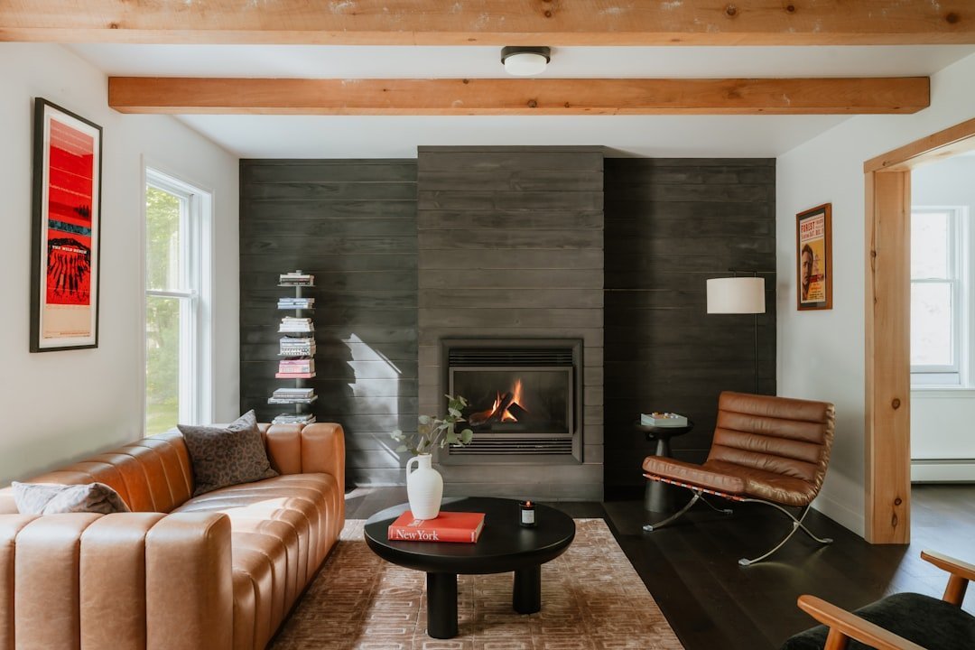 #7 - Shiplap on Every Wall (Image Credits: Unsplash)