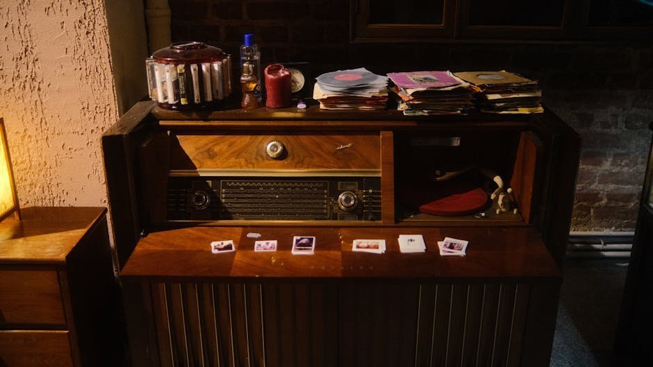 #9 - The Console Record Player (Hi-Fi Cabinet) (Image Credits: Pexels)