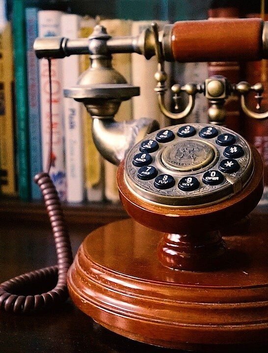 41 Things Every House Had in the 1970s That Millennials Have Zero Clue How to Use