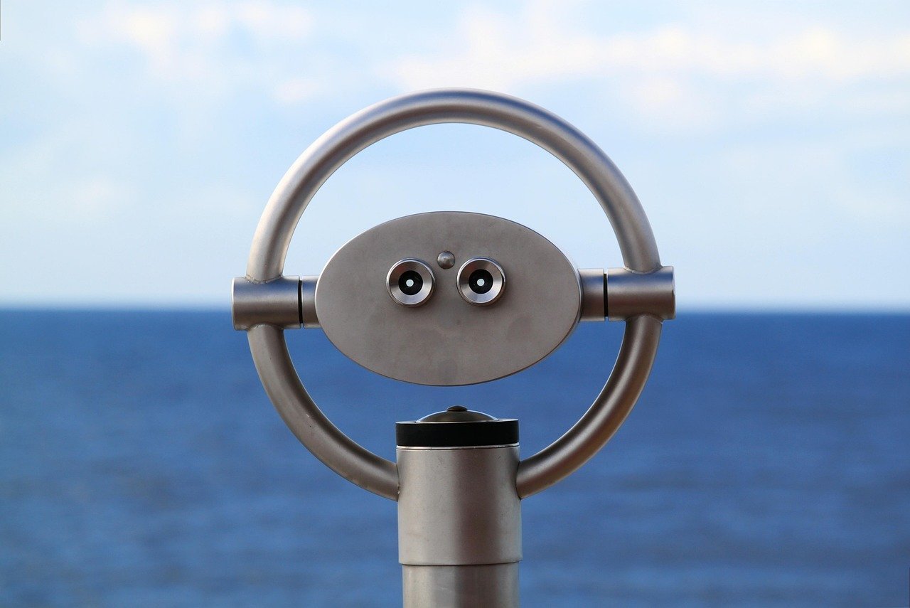 #11 - Losing Track of Ship's Time While in Port (Image Credits: Pixabay)