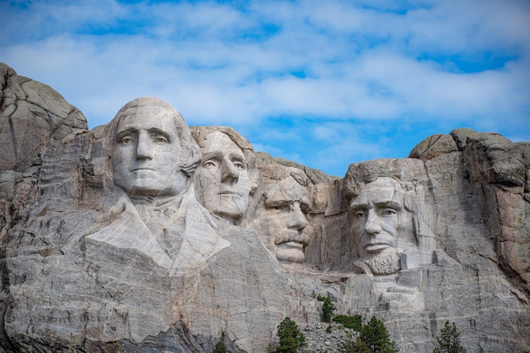#4 - Mount Rushmore, South Dakota: Four Presidents, Five Minutes, Six Hours of Driving (Image Credits: Unsplash)