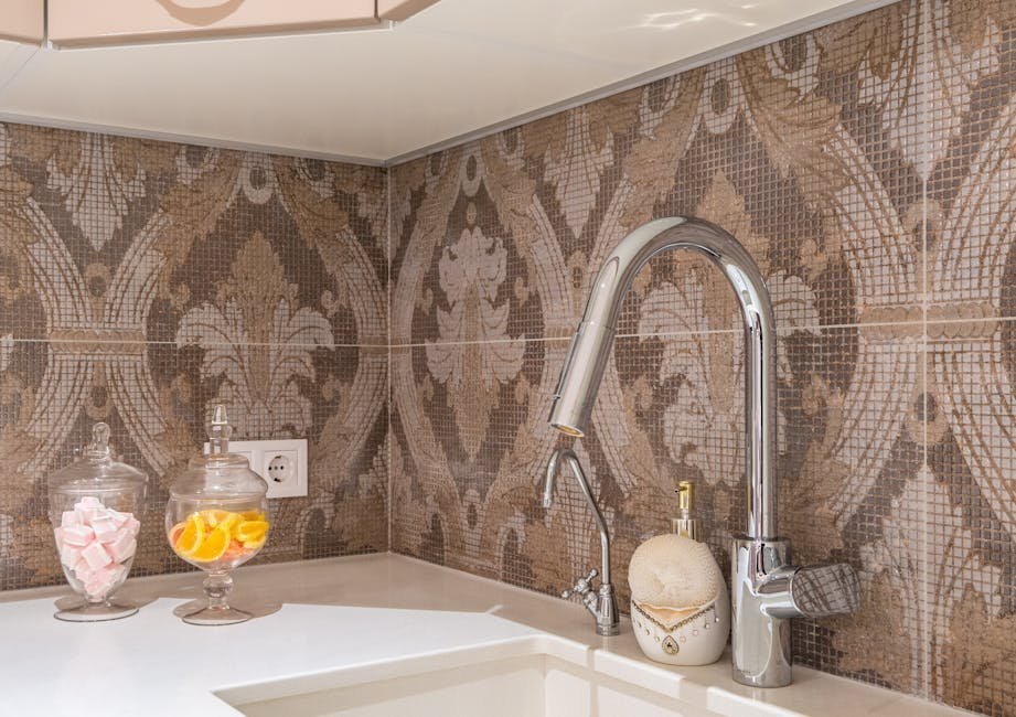 #14 - Glass Mosaic Tile Backsplashes (Image Credits: Pexels)