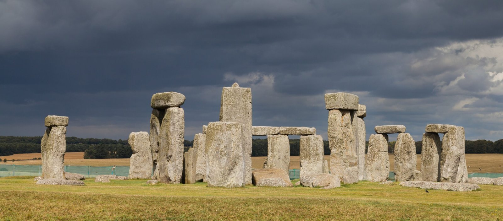 #20 - Stonehenge, England: Big Rocks, Big Disappointment (By Diego Delso, CC BY-SA 4.0)
