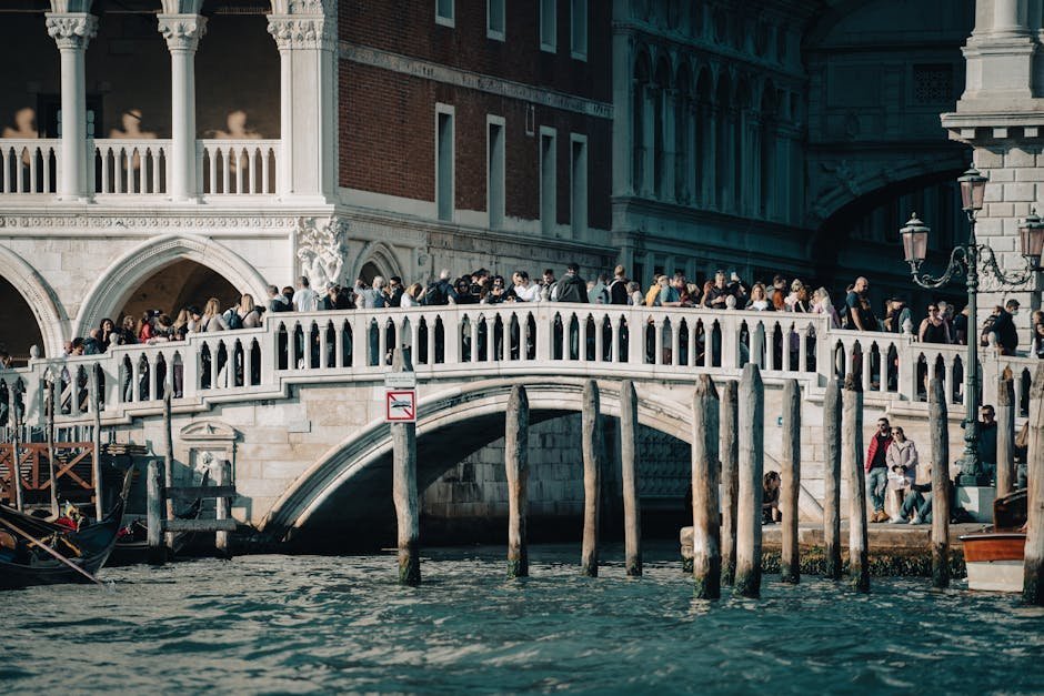 #9 - Venice, Italy: Sinking Beauty Surrounded by Crowds (Image Credits: Pexels)