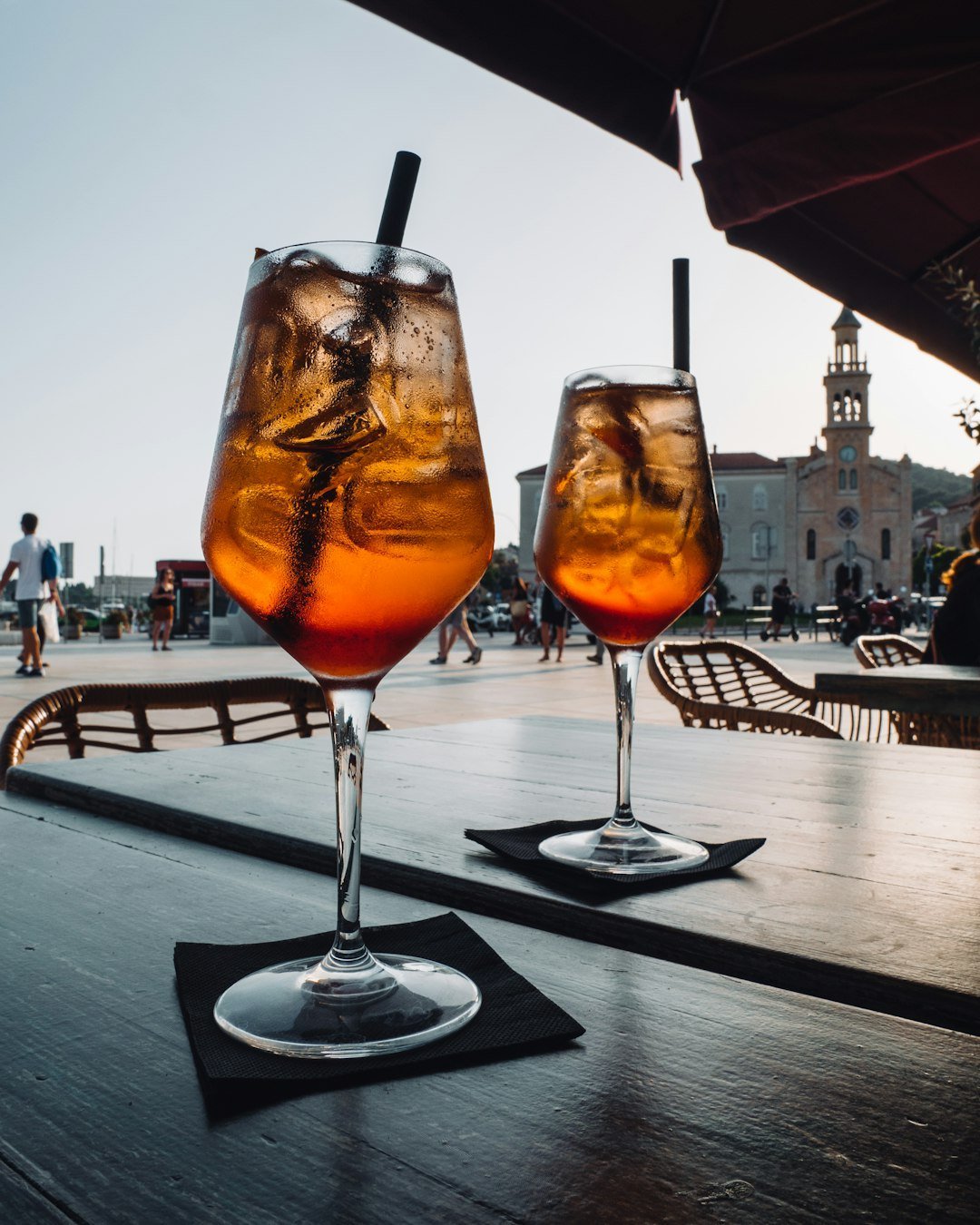 #13 - Demanding Free Water and Ice at Every Meal (Image Credits: Unsplash)