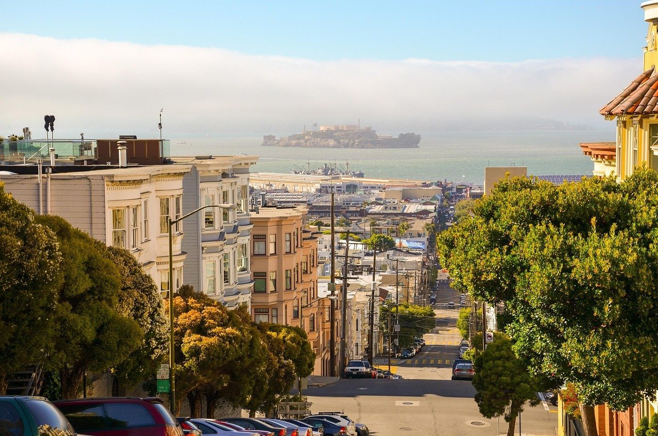 #4 - San Francisco, CA: Incredible City, Impossible to Enjoy Easily (Image Credits: Pixabay)