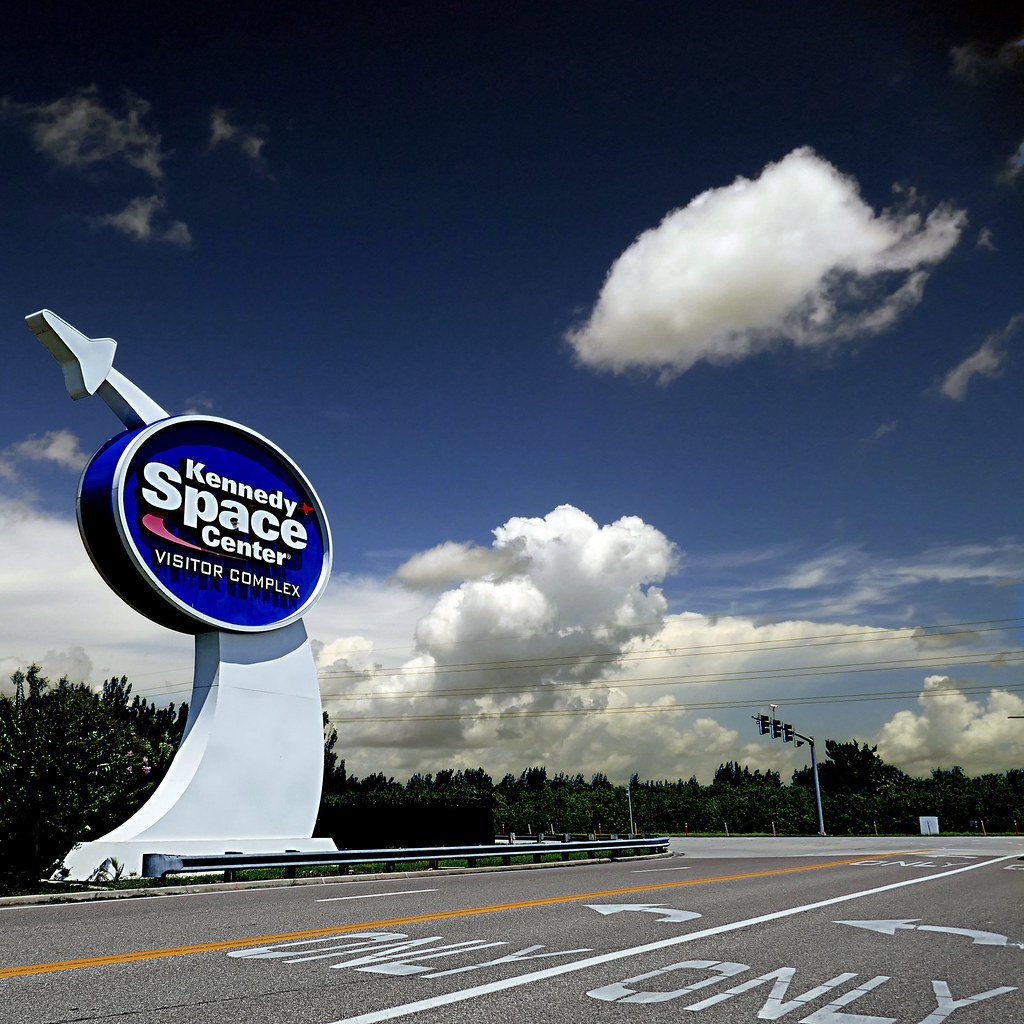 #1 - Kennedy Space Center, Florida: The Biggest Letdown in American Tourism (pom'., Flickr, CC BY-SA 2.0)