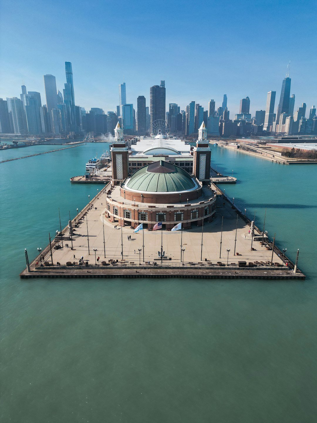 #5 - Navy Pier, Chicago, IL: A Tourist Mall on the Water (Image Credits: Unsplash)